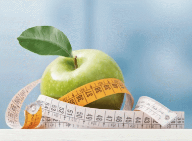 Apple and measuring tabe