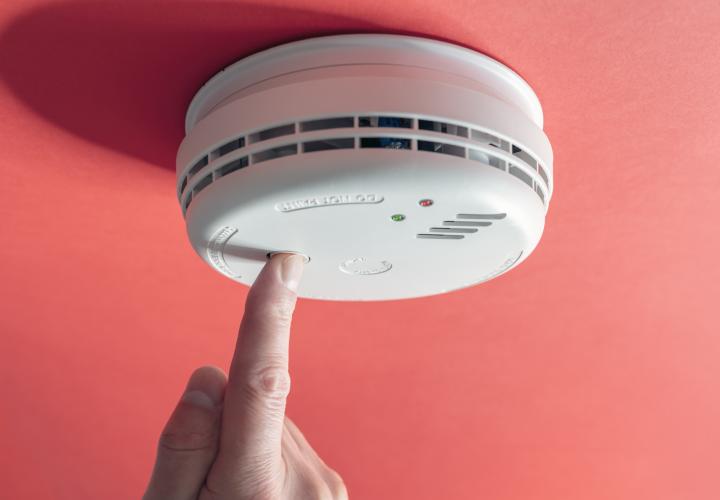 Carbon monoxide alarm 