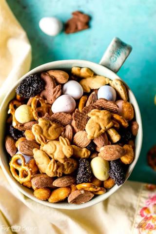 Bunny trail mix