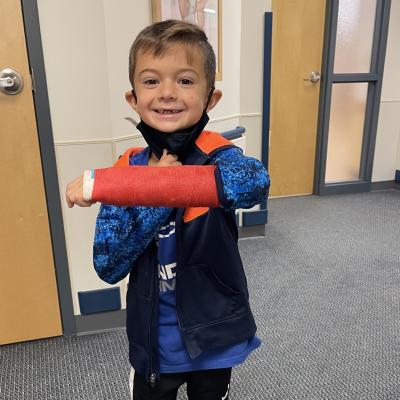 Tyler with his cast